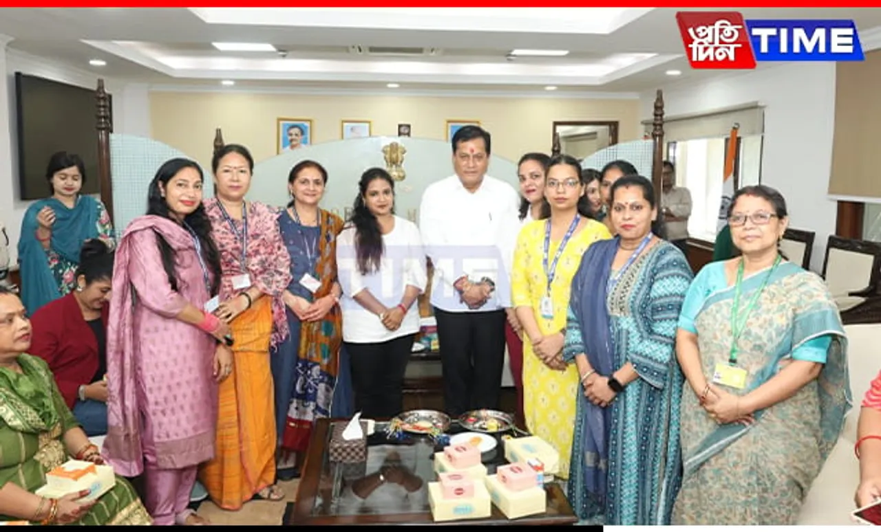 Sarbananda Sonowal Celebrates Raksha Bandhan with Ministry Staff